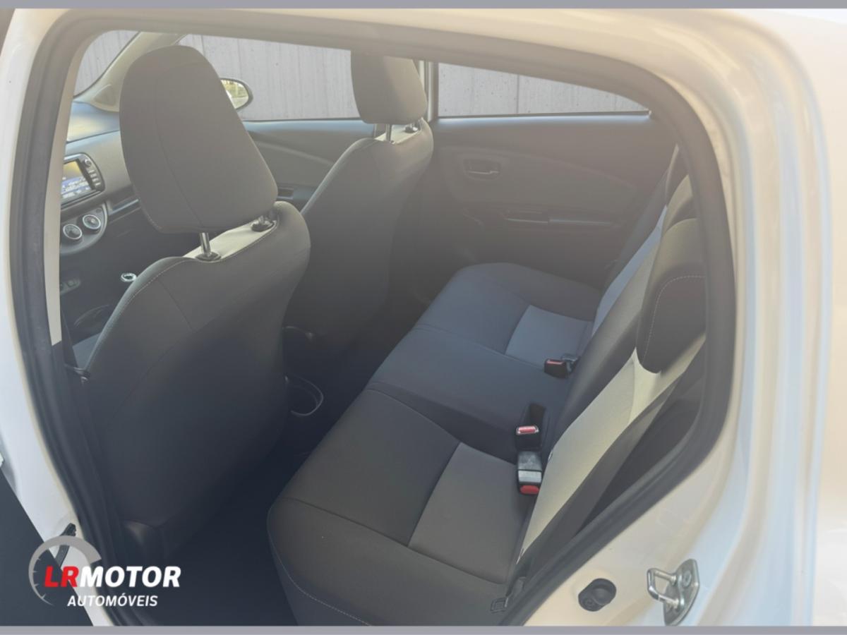 toyota-yaris-2020-gasolina-998cc