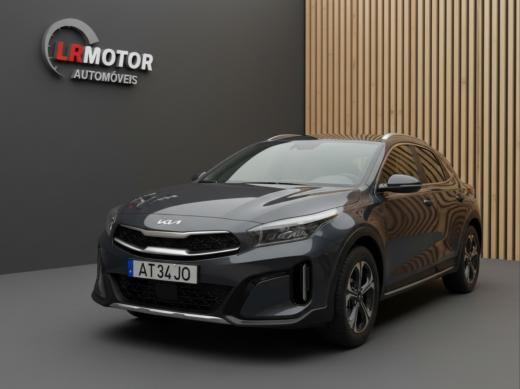 kia-xceed-2022-hibrido-1580cc