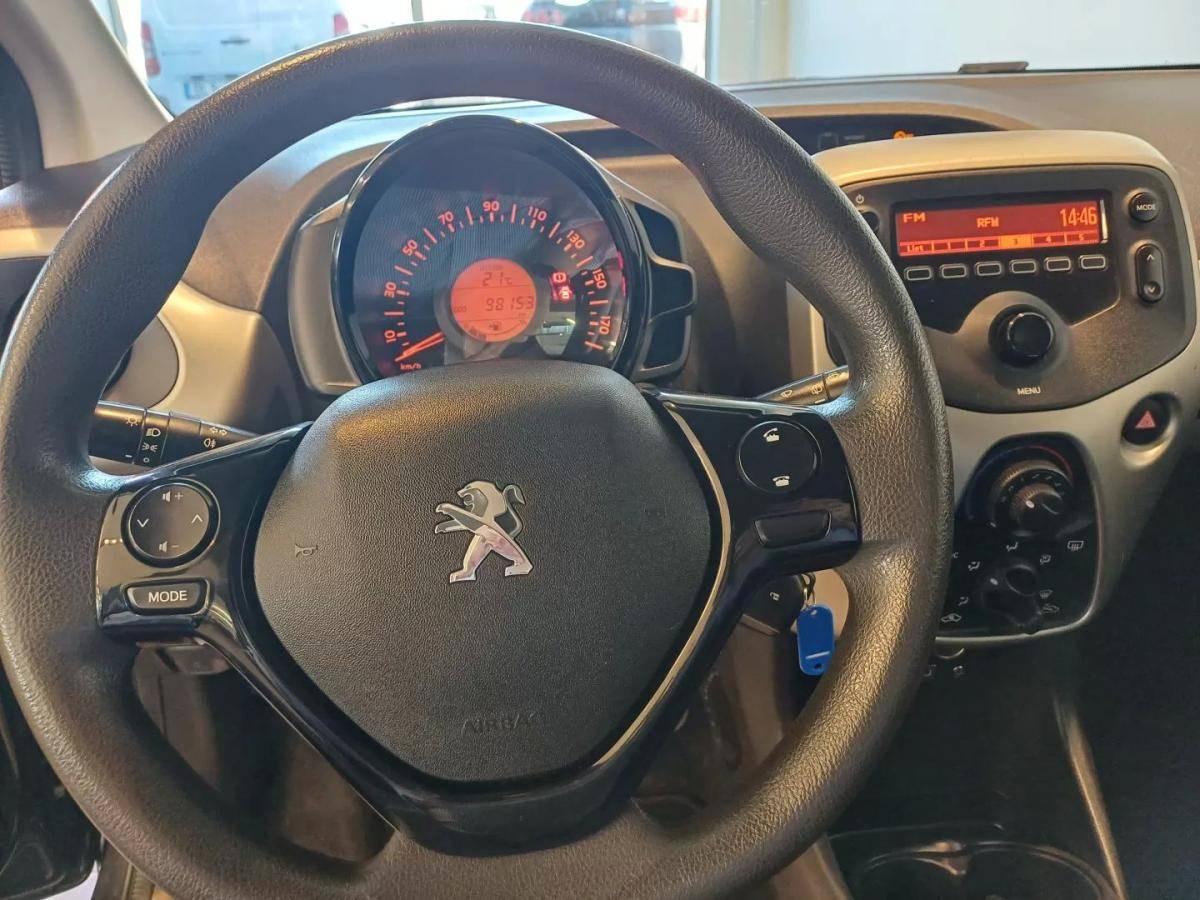 peugeot-108-2014-gasolina-998cc