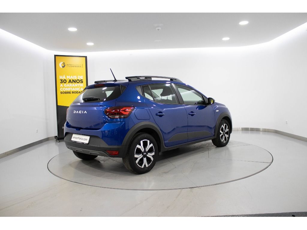 dacia-sandero-2023-gpl-999cc
