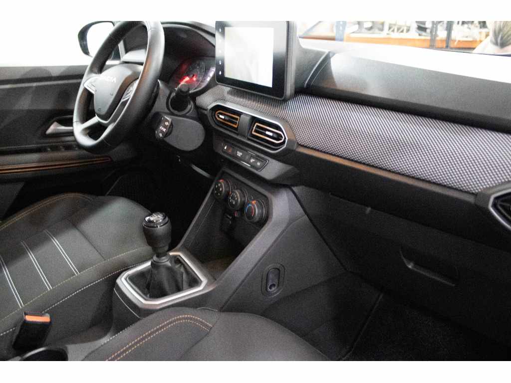 dacia-sandero-2023-gpl-999cc