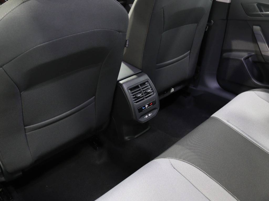 seat-leon-st-2026-hibrido-a-gasolina-1498cc