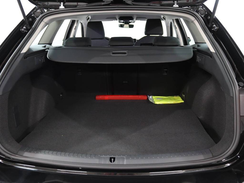 seat-leon-st-2026-hibrido-a-gasolina-1498cc