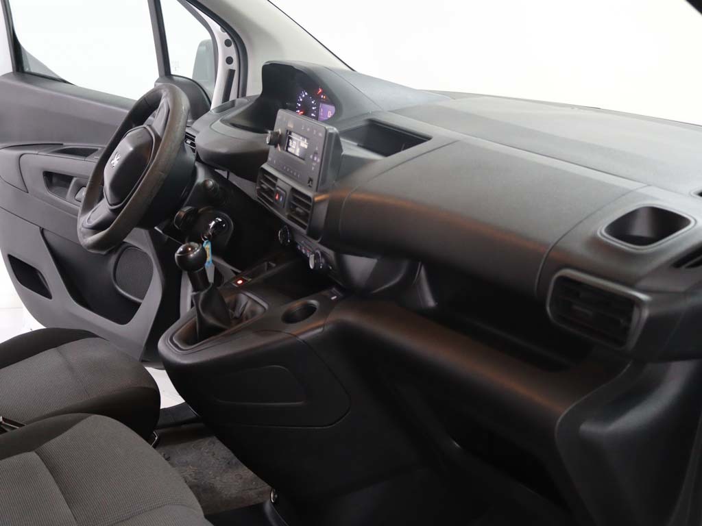 peugeot-partner-2020-diesel-1499cc