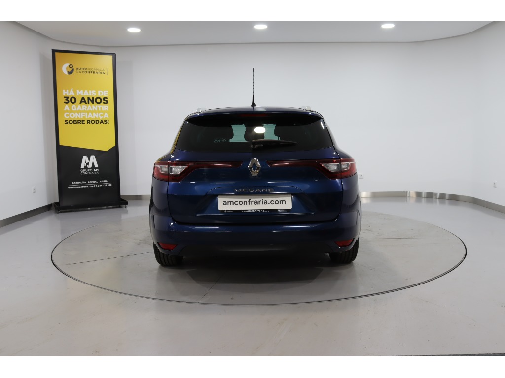 renault-megane-sport-tourer-2019-diesel-1461cc