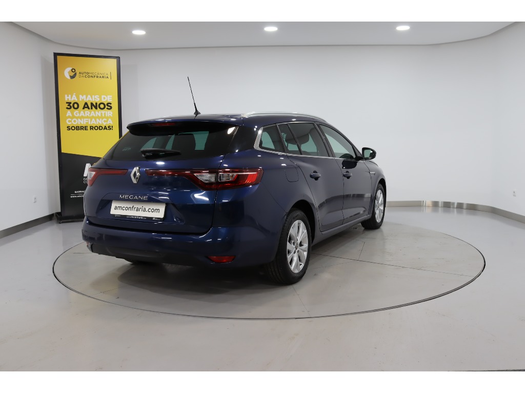 renault-megane-sport-tourer-2019-diesel-1461cc