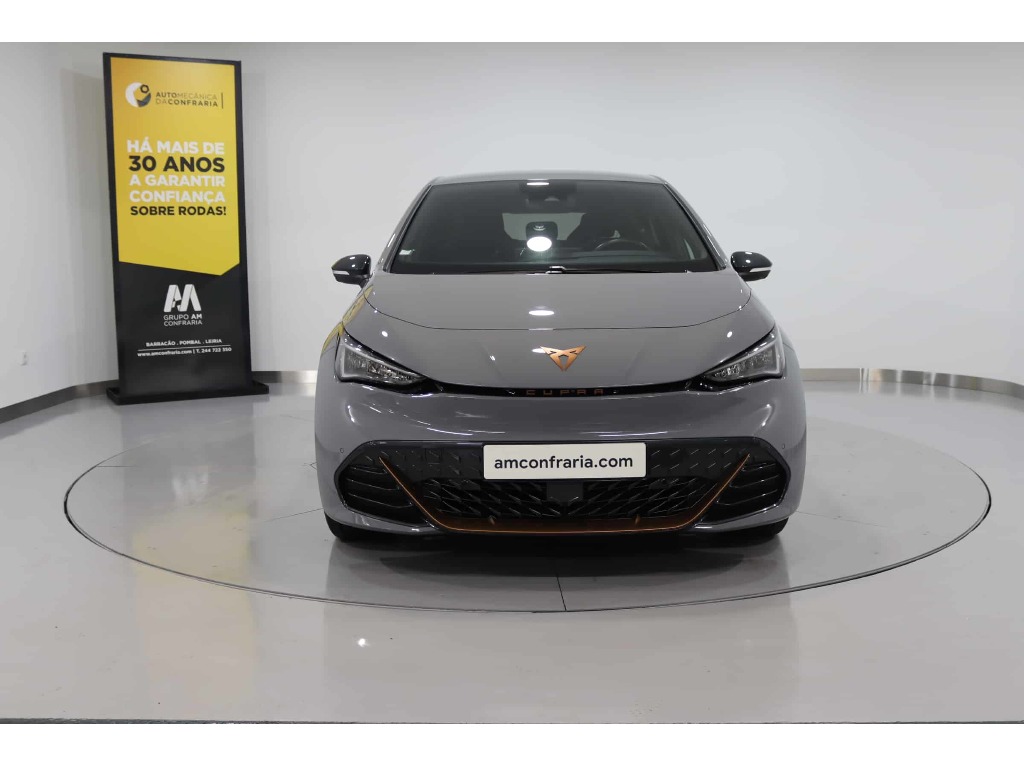 cupra-born-2023-eletrico-400cc