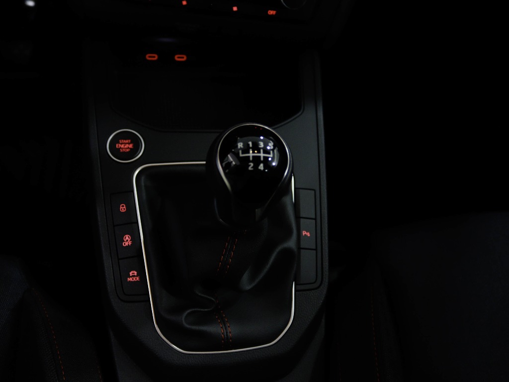 seat-ibiza-2025-gasolina-999cc