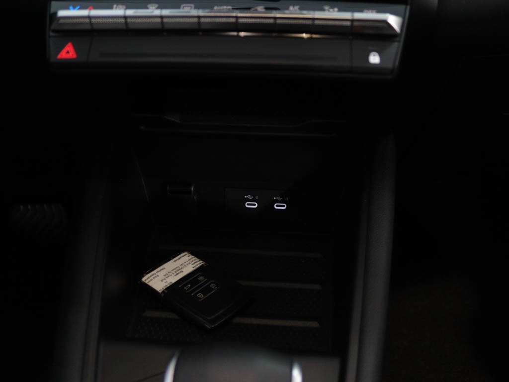 renault-symbioz-2025-hibrido-a-gasolina-1598cc