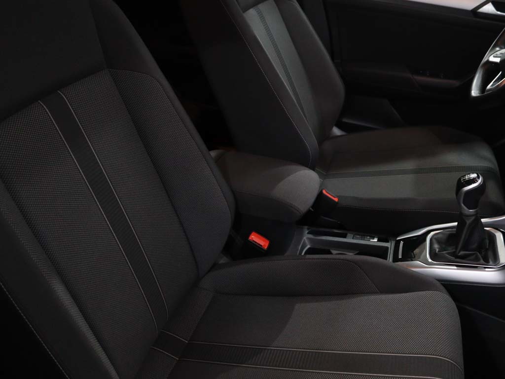 volkswagen-t-roc-2024-gasolina-999cc