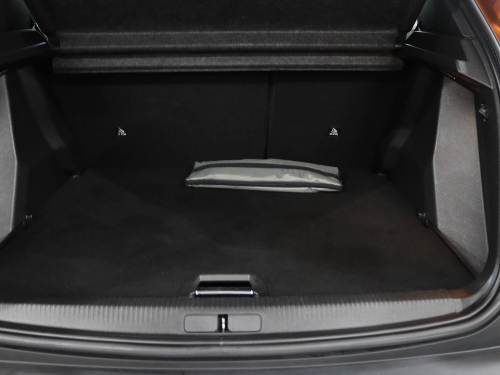 peugeot-2008-2020-gasolina-1199cc