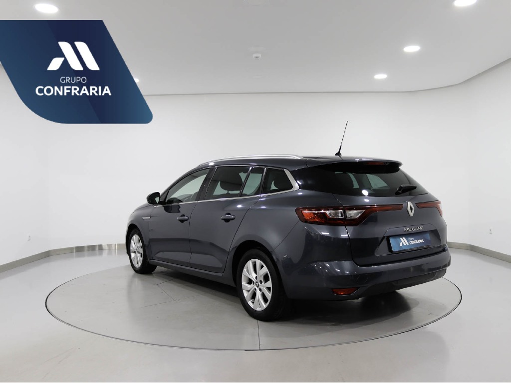 renault-megane-sport-tourer-2021-diesel-1461cc