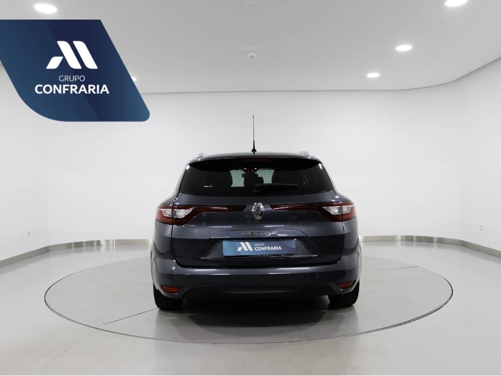 renault-megane-sport-tourer-2021-diesel-1461cc