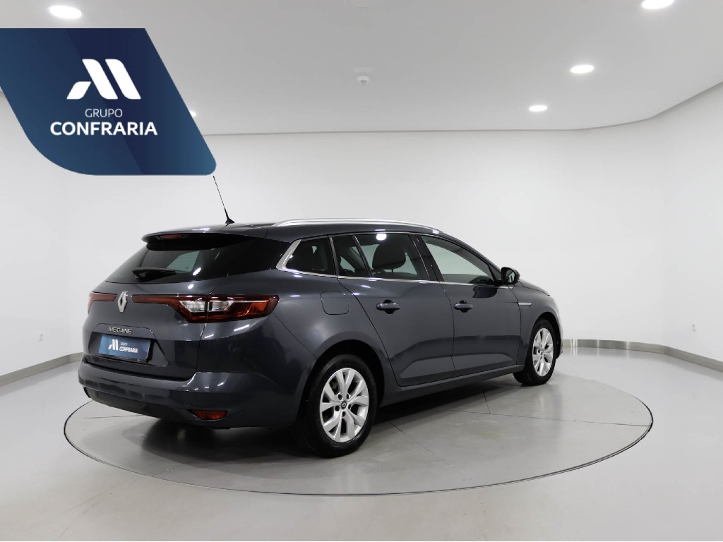 renault-megane-sport-tourer-2021-diesel-1461cc