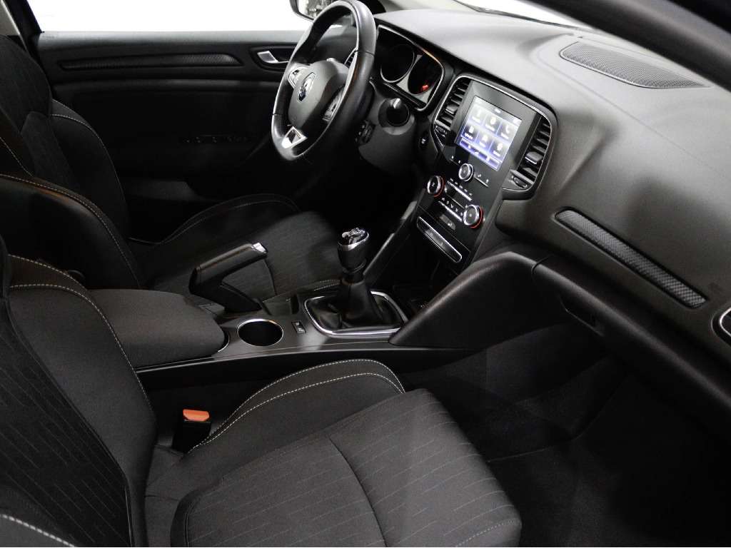 renault-megane-sport-tourer-2021-diesel-1461cc