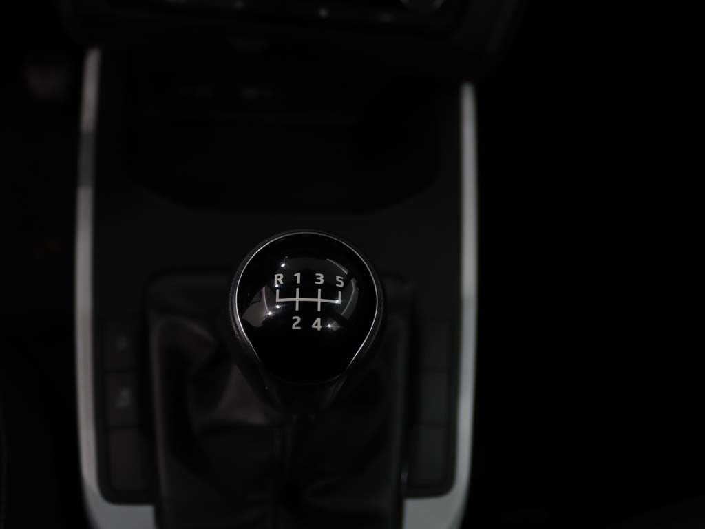 seat-arona-2024-gasolina-999cc
