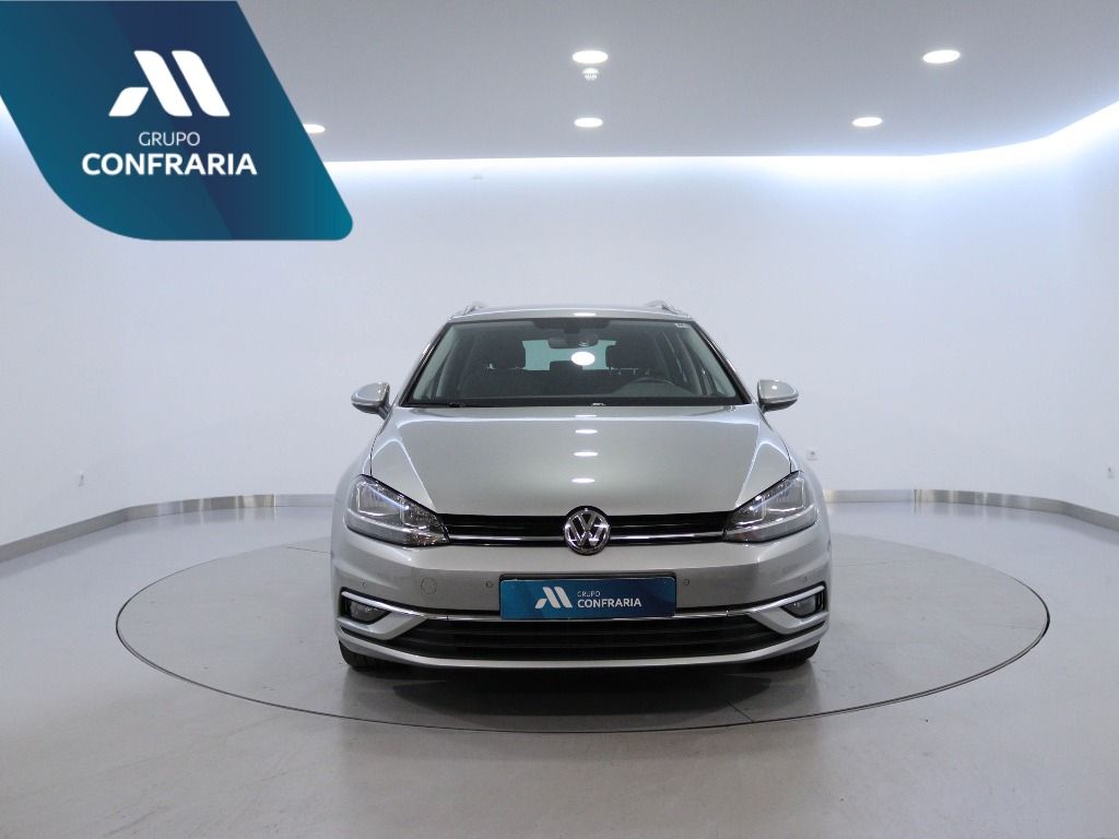 volkswagen-golf-variant-2018-diesel-1598cc