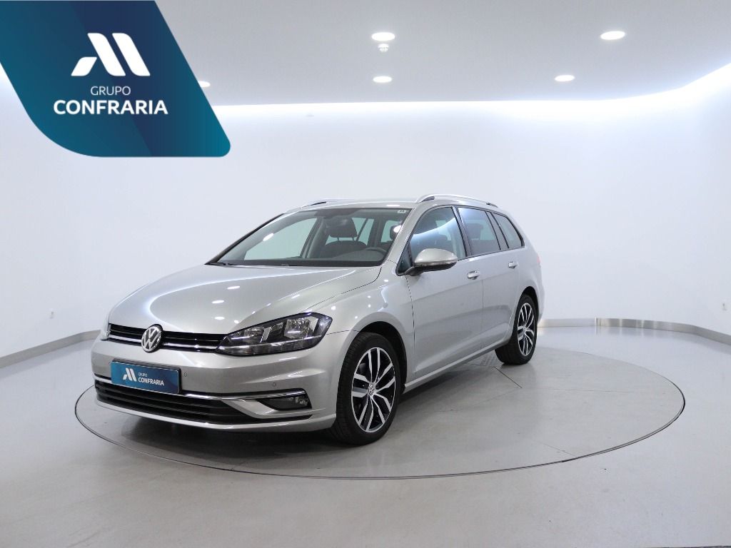 volkswagen-golf-variant-2018-diesel-1598cc