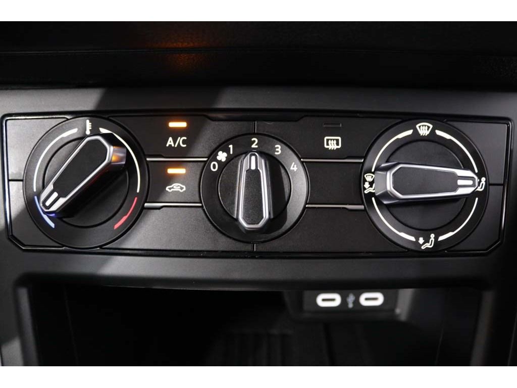volkswagen-taigo-2025-gasolina-999cc