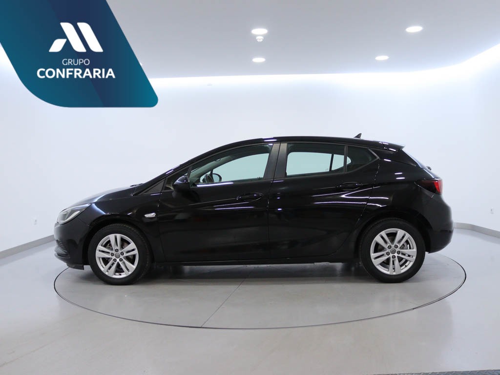 opel-astra-2018-diesel-1598cc