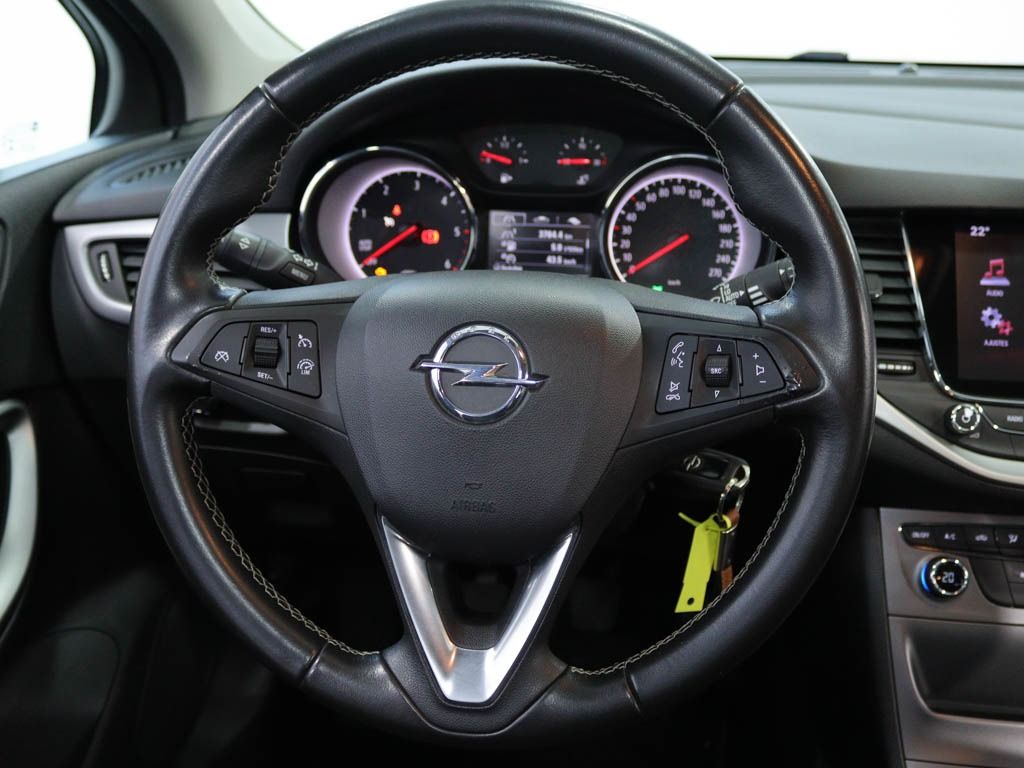 opel-astra-2018-diesel-1598cc