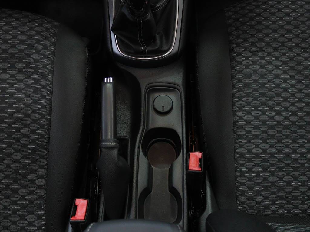 opel-astra-2018-diesel-1598cc