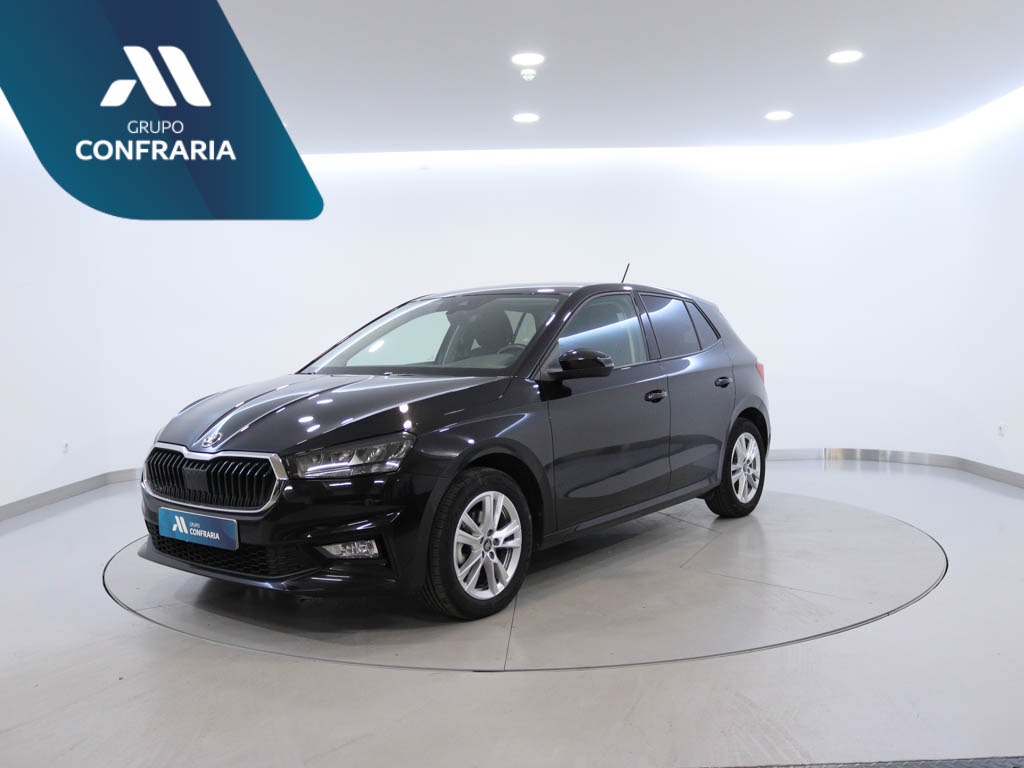 skoda-fabia-2025-gasolina-999cc