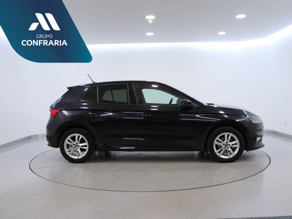 skoda-fabia-2025-gasolina-999cc
