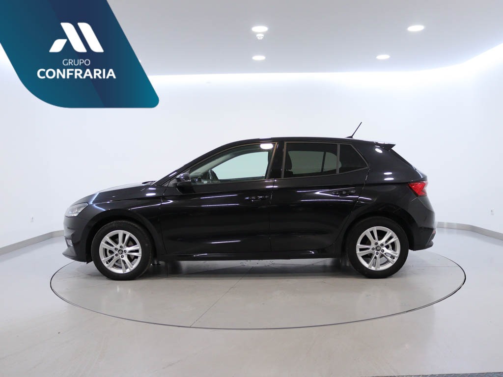 skoda-fabia-2025-gasolina-999cc
