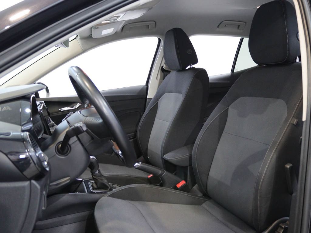 skoda-fabia-2025-gasolina-999cc