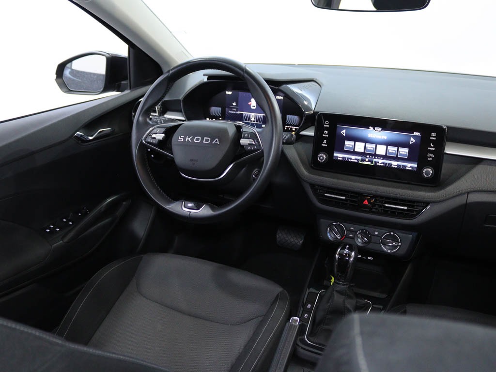 skoda-fabia-2025-gasolina-999cc