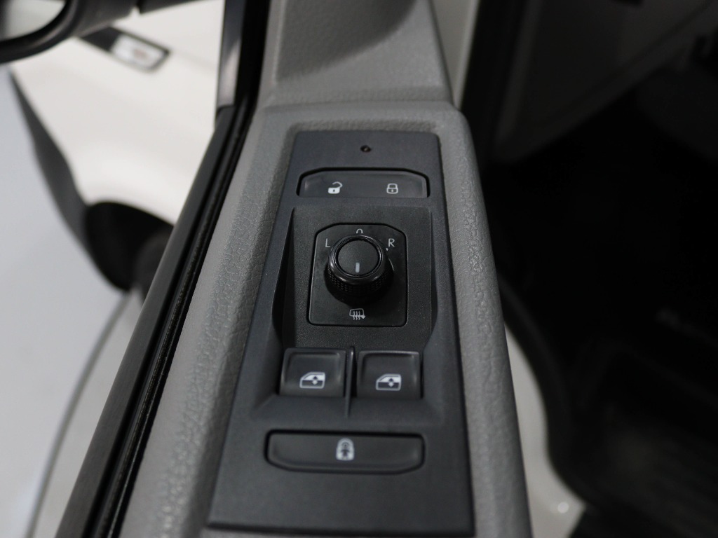 volkswagen-transporter-2021-diesel-1968cc