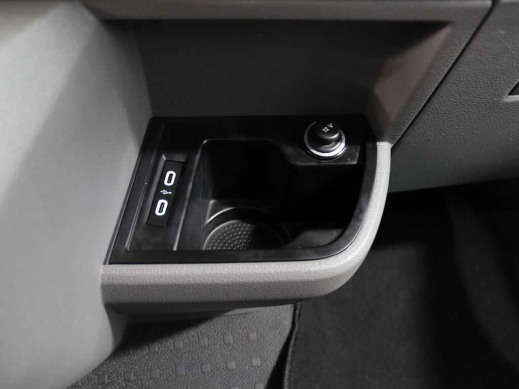 volkswagen-transporter-2021-diesel-1968cc