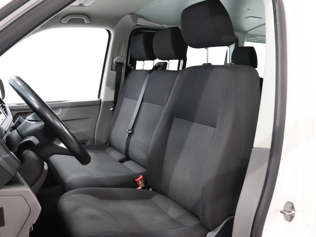 volkswagen-transporter-2021-diesel-1968cc