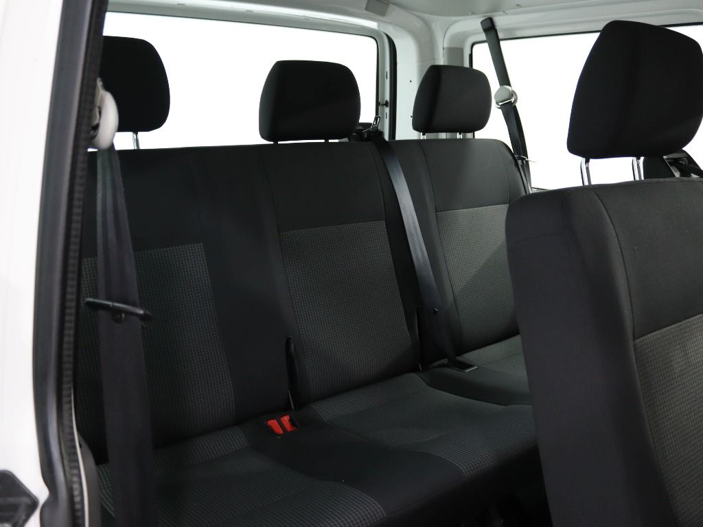 volkswagen-transporter-2021-diesel-1968cc