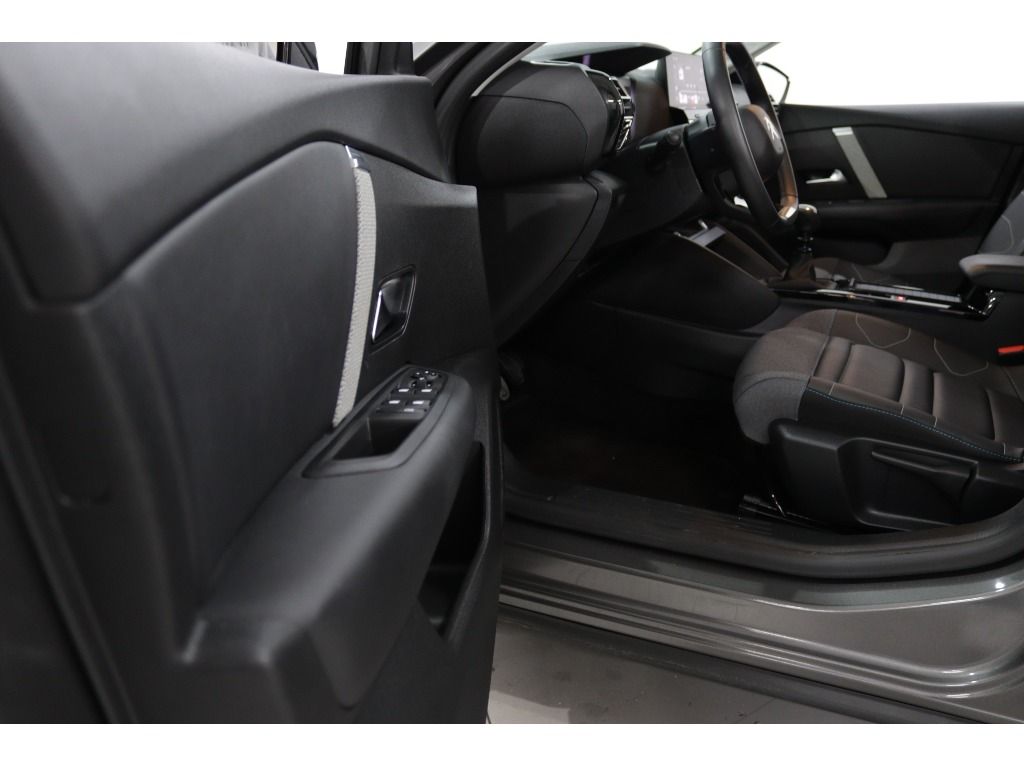 citroen-c4-2024-gasolina-1199cc