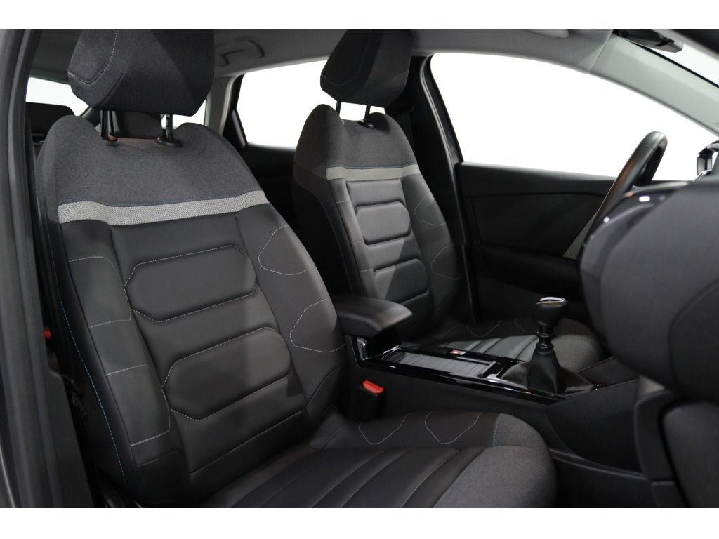 citroen-c4-2024-gasolina-1199cc