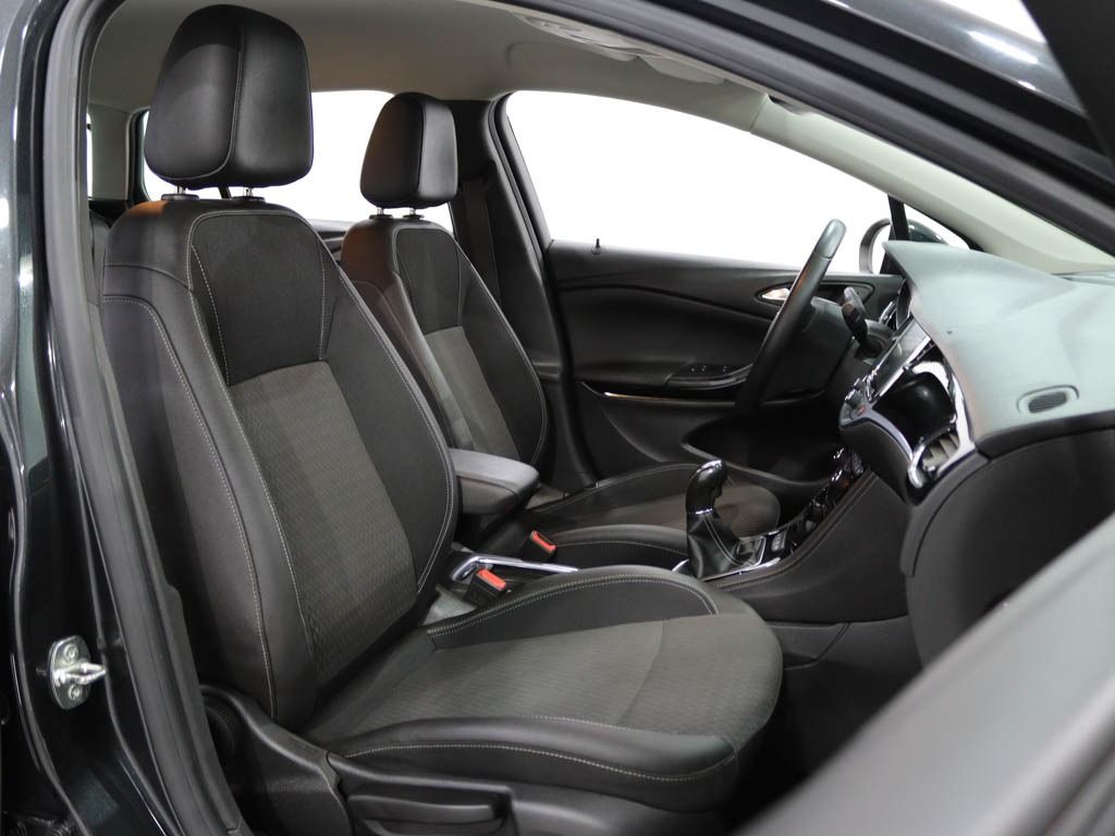 opel-astra-sport-tourer-2016-diesel-1598cc