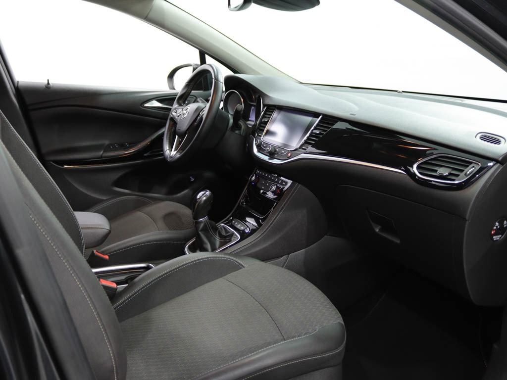 opel-astra-sport-tourer-2016-diesel-1598cc