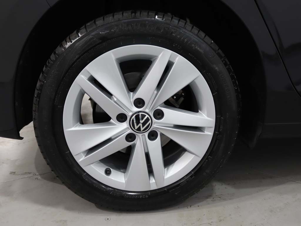 volkswagen-golf-2021-gasolina-999cc