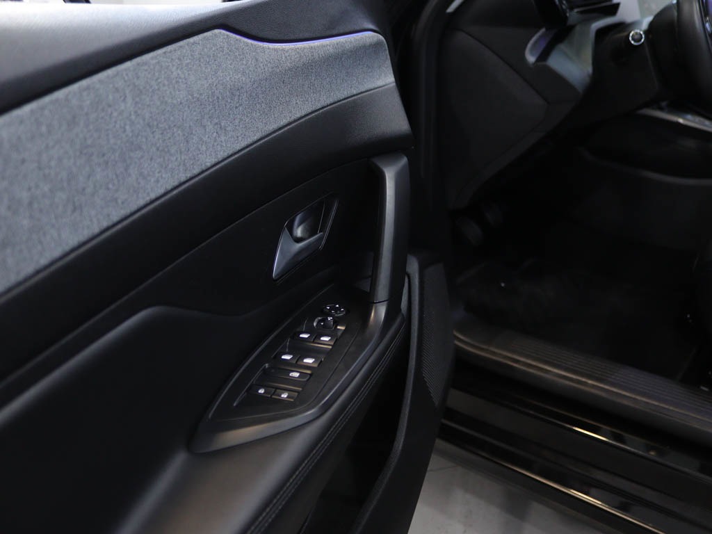 peugeot-308-2022-diesel-1499cc