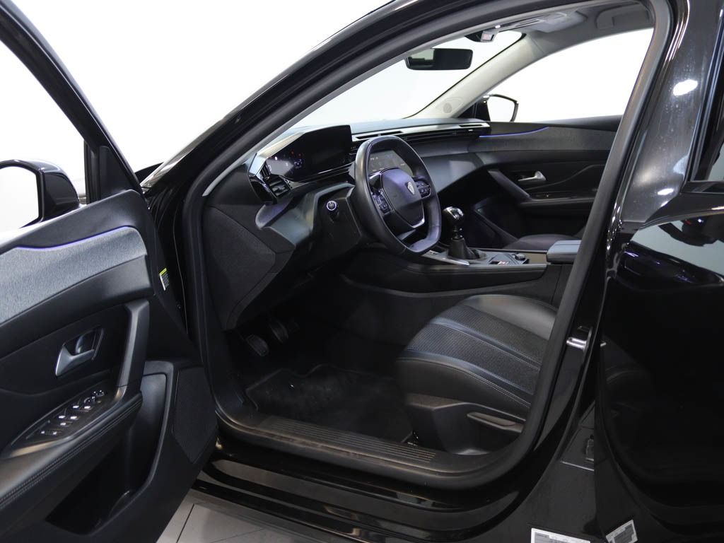 peugeot-308-2022-diesel-1499cc