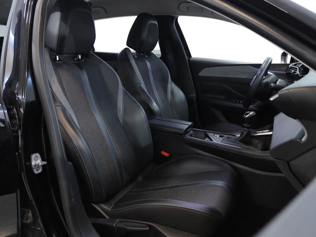 peugeot-308-2022-diesel-1499cc