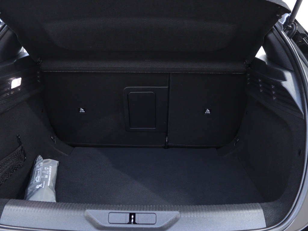 peugeot-308-2022-diesel-1499cc