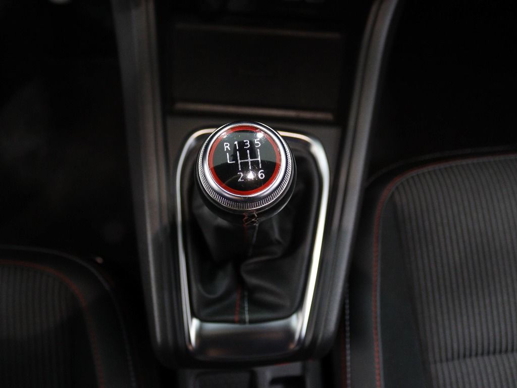 renault-captur-2023-gasolina-999cc
