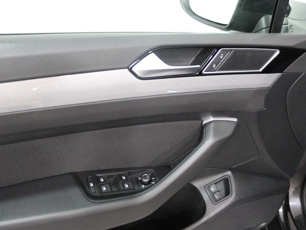 volkswagen-passat-variant-2021-hibrido-1395cc