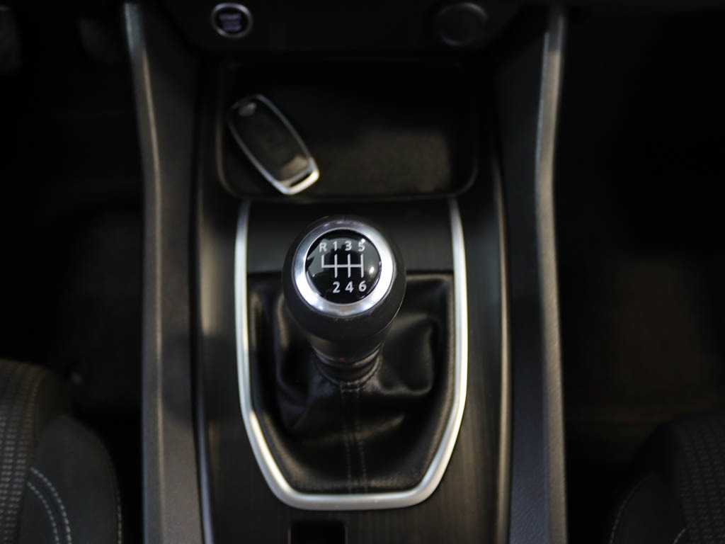 nissan-qashqai-2023-gasolina-1332cc