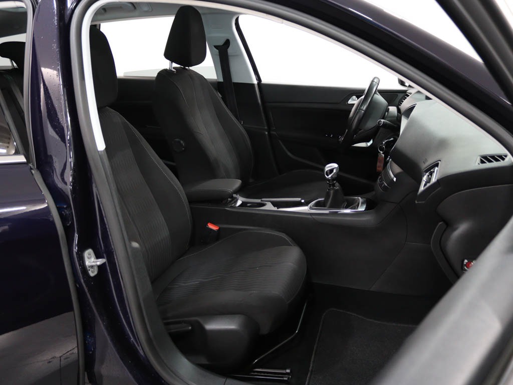 peugeot-308-sw-2014-diesel-1560cc