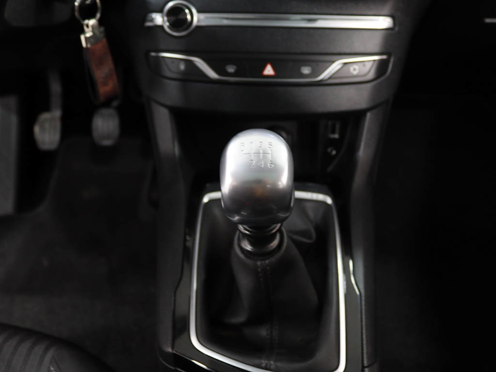 peugeot-308-sw-2014-diesel-1560cc