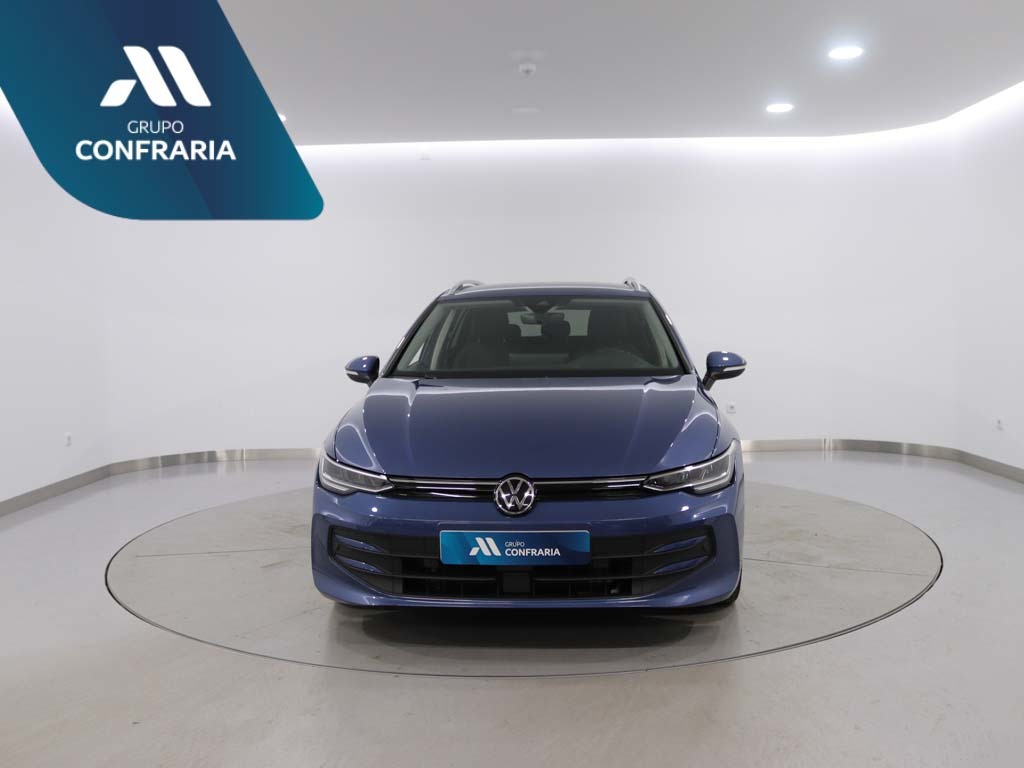 volkswagen-golf-variant-2025-diesel-1968cc